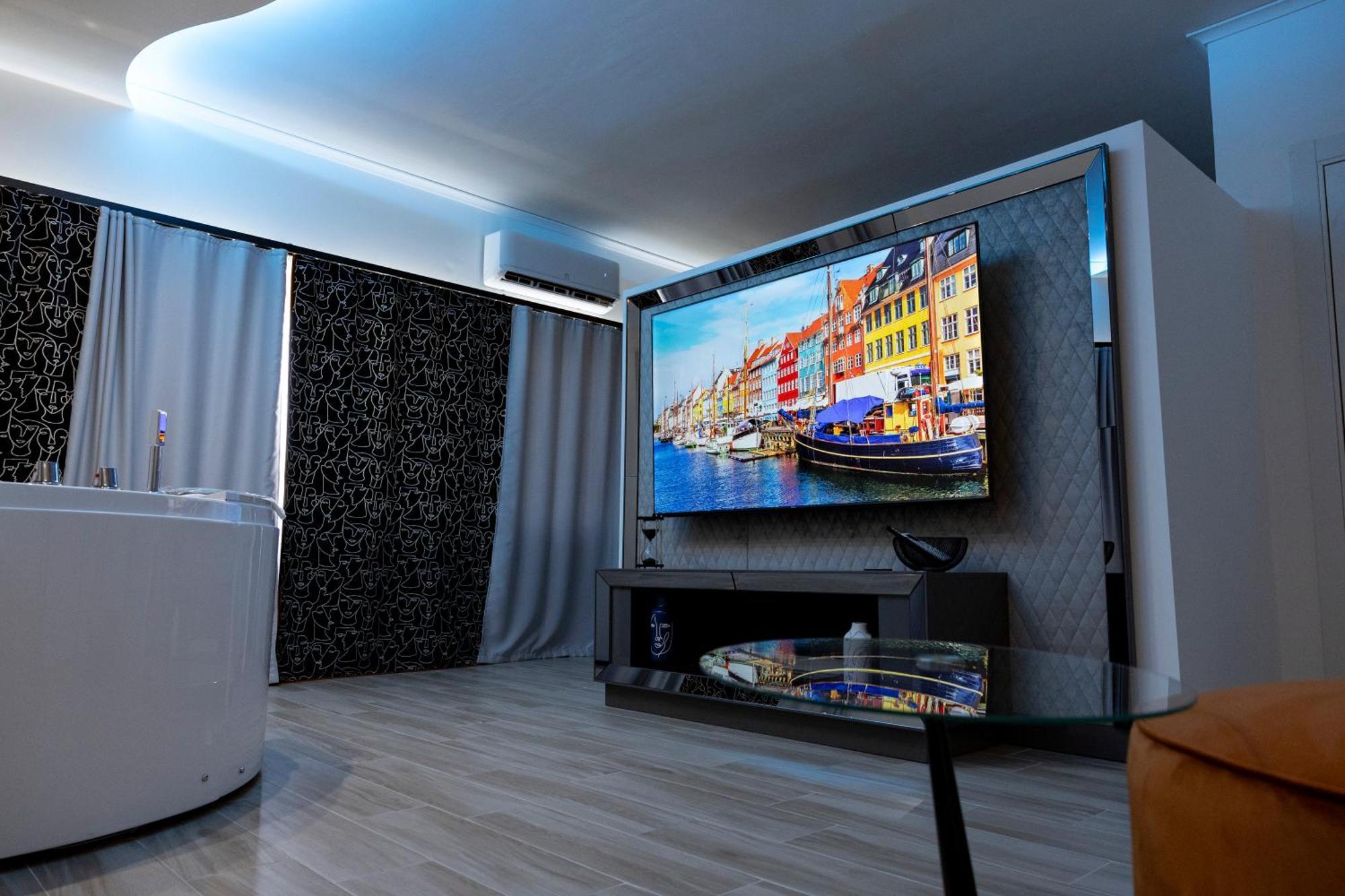 جيوفيناتسو Suite17 - Luxury Guesthouse المظهر الخارجي الصورة