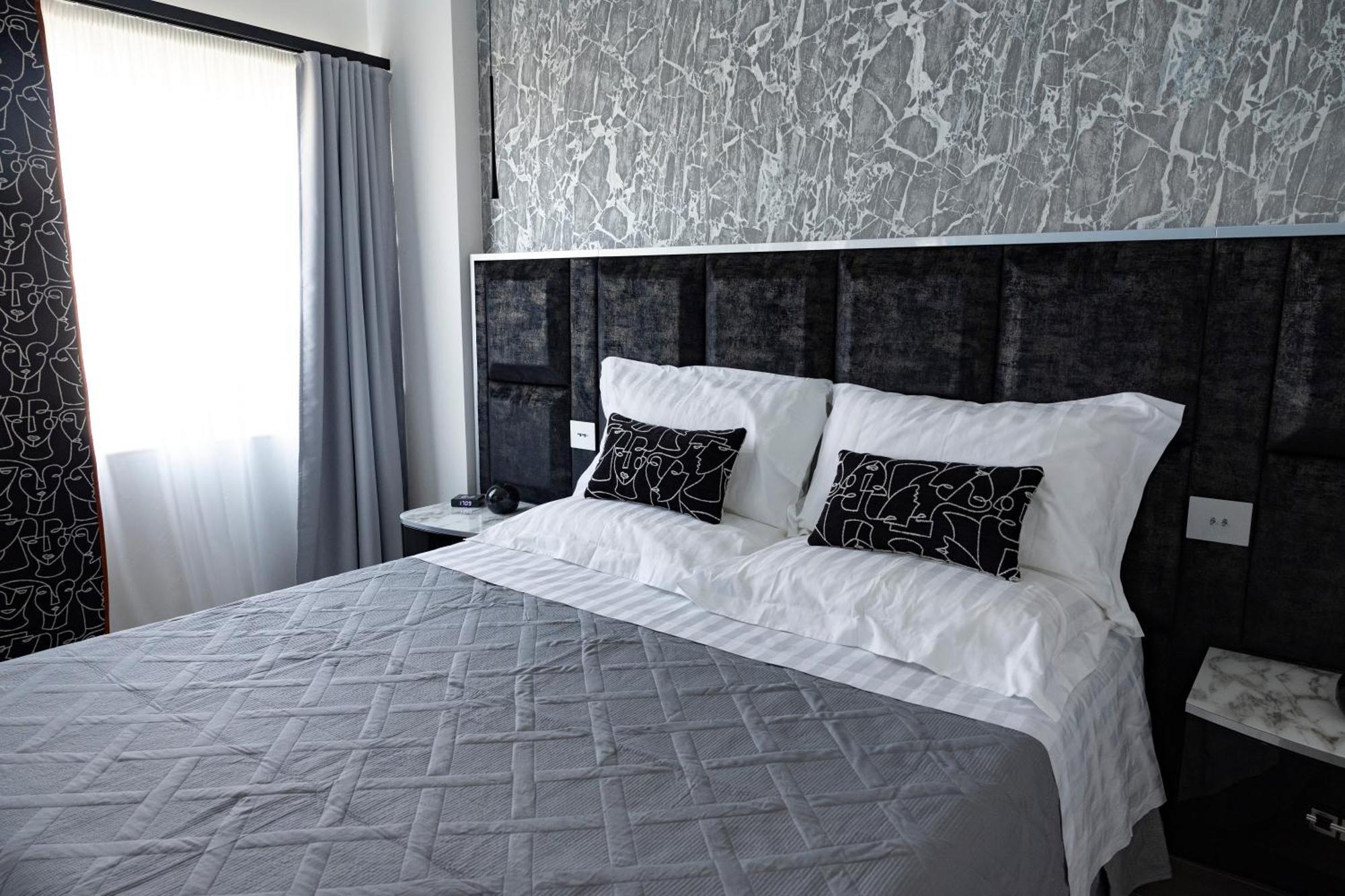 جيوفيناتسو Suite17 - Luxury Guesthouse المظهر الخارجي الصورة