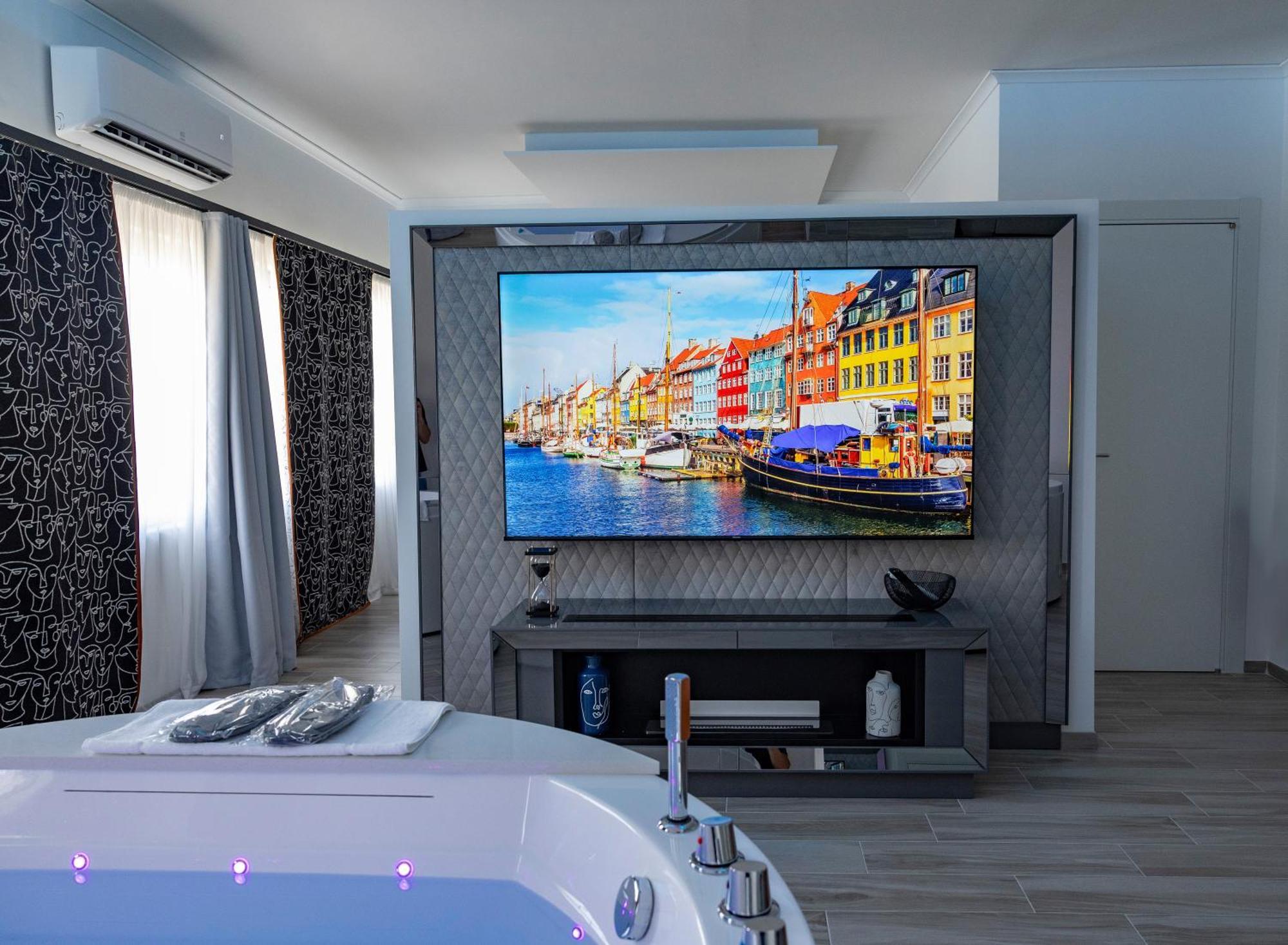 جيوفيناتسو Suite17 - Luxury Guesthouse المظهر الخارجي الصورة